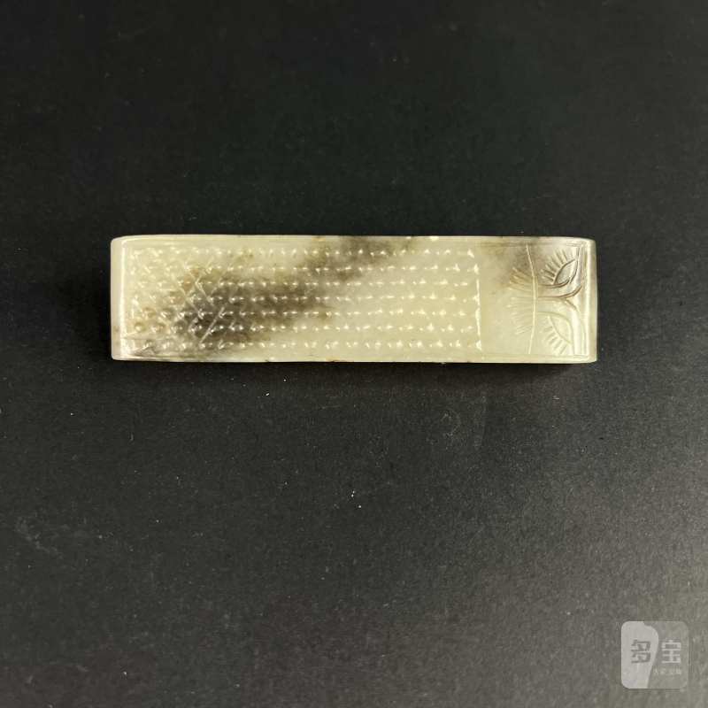 清代 玉兽面谷纹剑饰